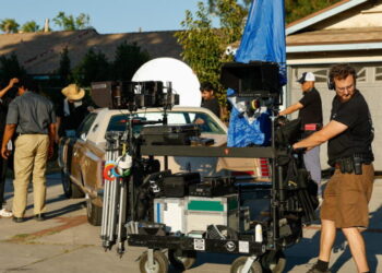 U.S. share of studio TV spending fell from 94% to 64%, unions say