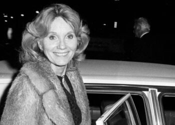 Eva Marie Saint, ‘On the Waterfront’ Oscar Winner, Dies at 102