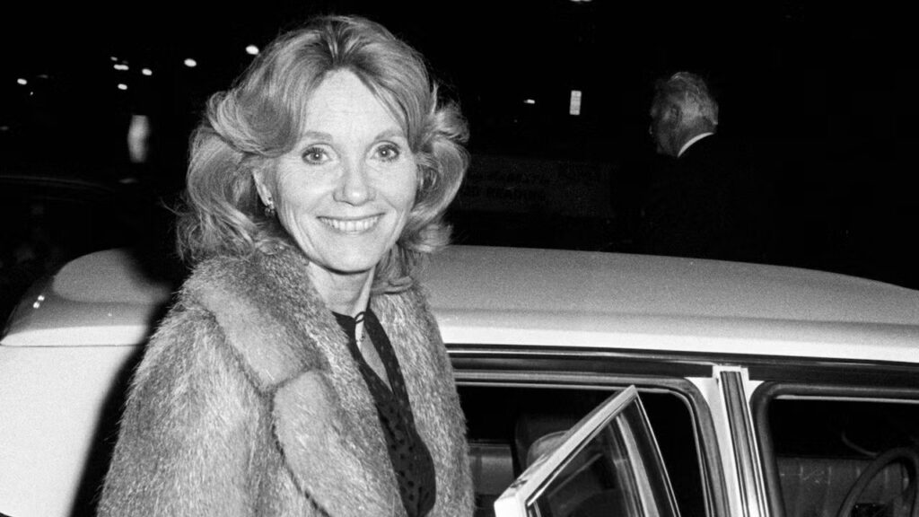 Eva Marie Saint, ‘On the Waterfront’ Oscar Winner, Dies at 102