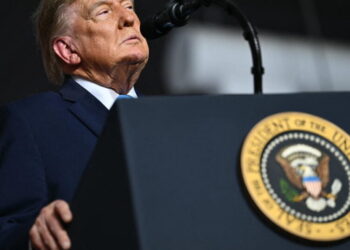 ‘Take out’ L.A. or San Diego? This buffoon thinks Trump was way out of line