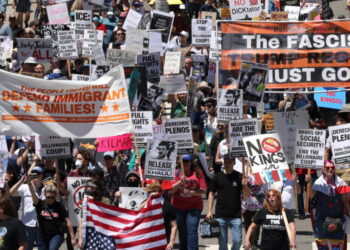 FBI whistleblower alleges Trump ordered investigations of L.A.-area immigration protesters