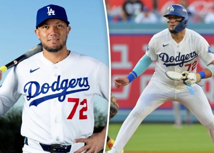 Dodgers’ Miguel Rojas is a ‘proud American’ — and deserves it