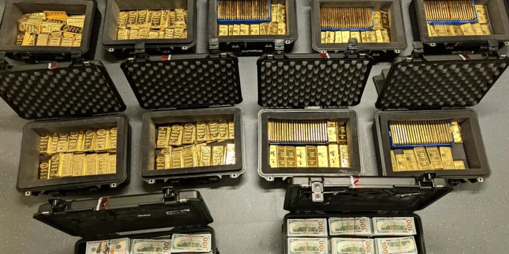 Former CIA official with Top Secret clearance admits to $194 million fraud, including 298 gold bars and four luxury South Florida properties