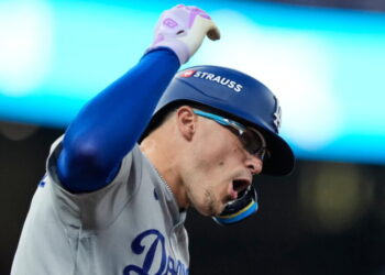 Rejuvenated Dodgers beat Braves, ignore awful Tomahawk Chop in series that feels over