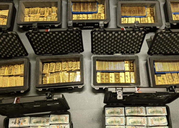 Former CIA official accused of stealing $40M in gold bars pleads guilty