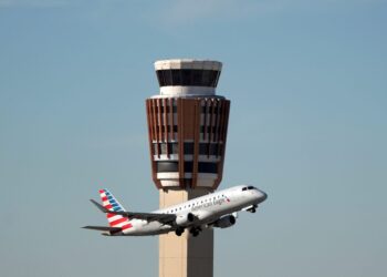 How airlines could help contain Russian plague using lessons from past outbreaks