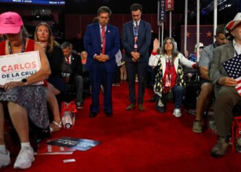 GOP panics as Trump’s poorly timed purchases squander $500M war chest: report