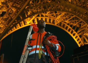 Omar Sy on Lupin Season 4 and His ‘Stunned’ Reaction to the Louvre Heist