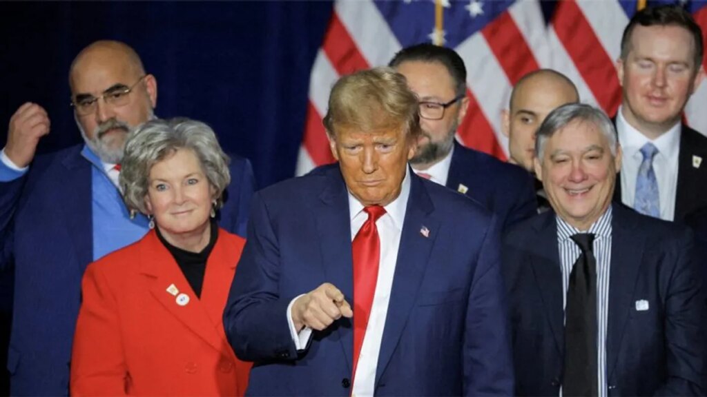 GOP operatives rage as top Trump advisers take overseas election jobs weeks before midterm