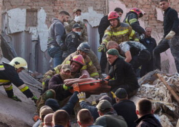 Russian strikes on Ukrainian cities kill at least 24 in a major attack that Kyiv saw coming