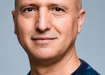 Dropbox’s CTO wants every employee at the cloud-storage company to use AI. He’s letting them find their own ways to use it
