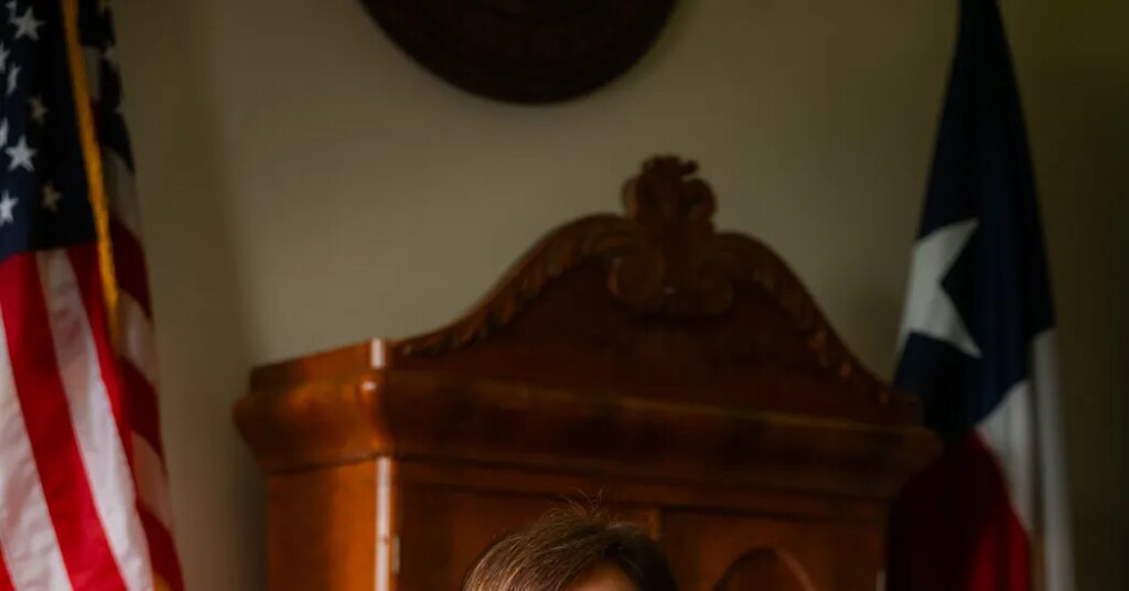 Why Ken Paxton’s Estranged Wife Is Making the Case for His Senate Campaign