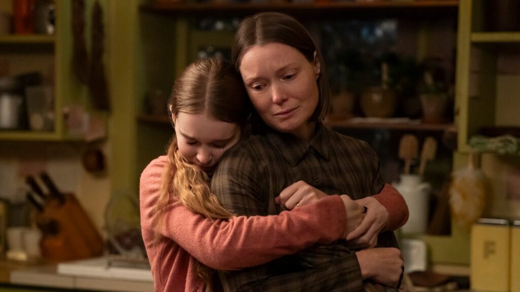6 Easter Eggs in Mike Flanagan’s ‘Carrie,’ From The Dark Tower to ‘Battlestar Galactica’