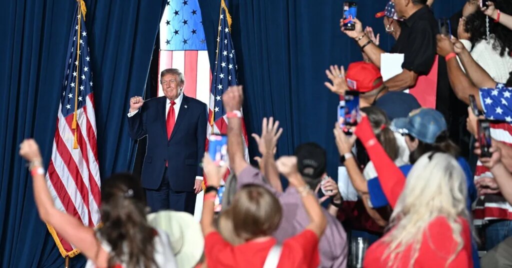 In Texas, Trump and Paxton Make for an Awkward Pair