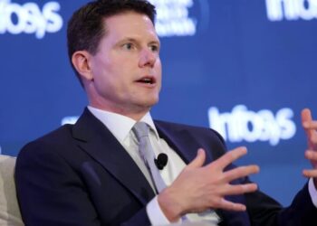 Whole Foods CEO says grocery will turn Amazon from the ‘everything store’ into the ‘everyday store’