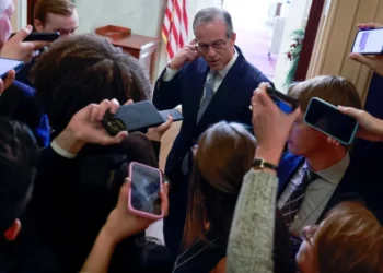 GOP candidate flailing after Republicans hyped up their odds of blue-state upset: report
