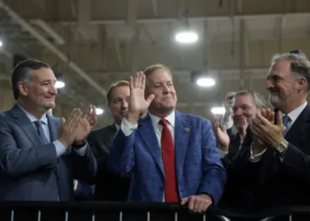 ‘It’s always in red states’: Closing-stretch spending spree demonstrates GOP panic