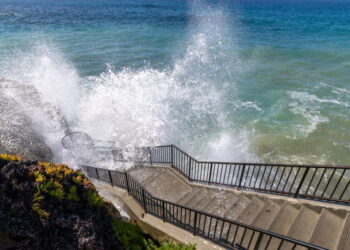 Hurricane Rachel, Kelvin wave combine to bring rain, winds, SoCal coastal dangers