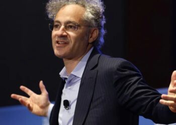 ‘Everybody knows you’re out of touch’: Palantir CEO Alex Karp says his own exec told him to stop hyping Foundry