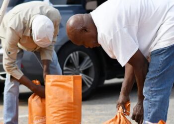 ‘Battening Down the Hatches’ as Hurricane Isaias Approaches Gulf Coast
