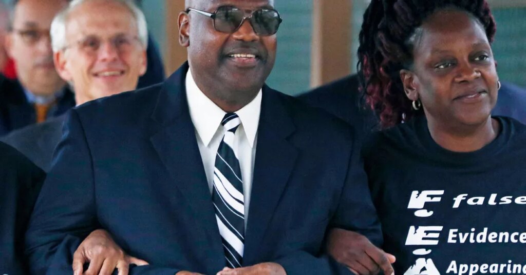 Curtis Flowers Has Died at 56. His Case Became a Symbol of Racial Bias.