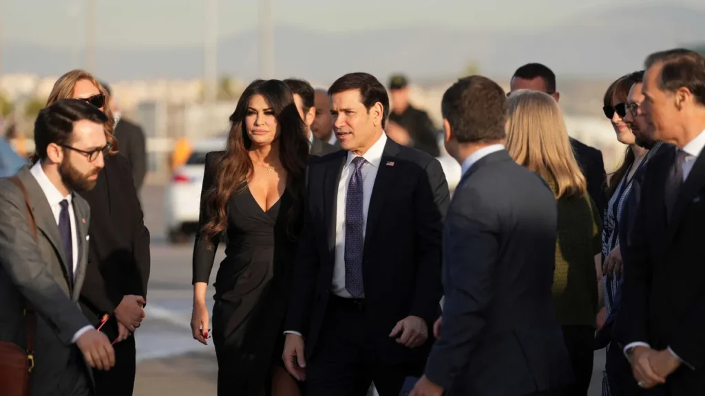 Trump insiders mock Kimberly Guilfoyle behind her back after ‘low price’ revealed: author