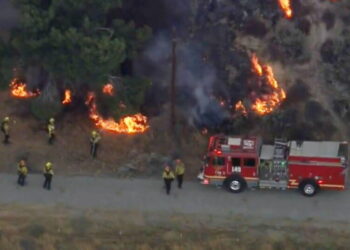 Fast-moving Danny fire prompts evacuations in Gorman, closes stretch of the I-5