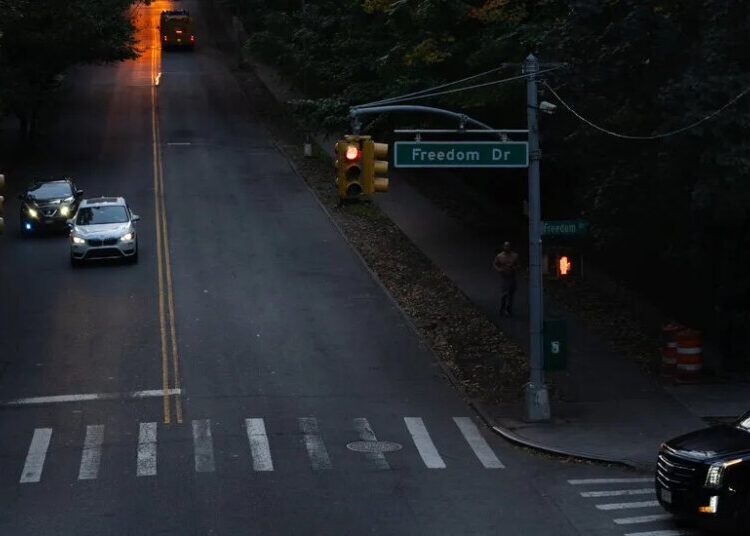 Cars Return to a Queens Park, Rankling Some