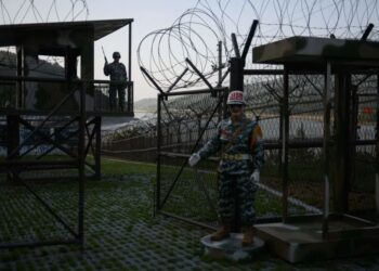 Why South Korea and Ukraine Are Fighting Over Two Prisoners of War