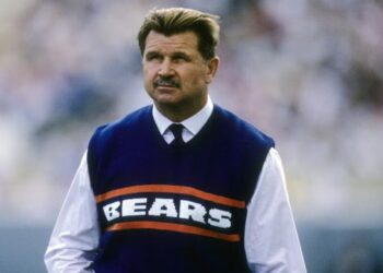 Mike Ditka, Chicago Bears Legend, Dies at 86