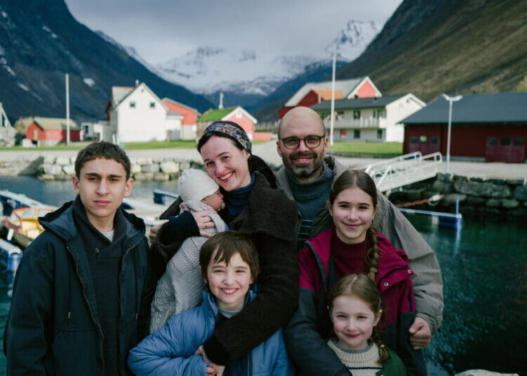 ‘Fjord,’ about an outsider family clashing with the state, will test you