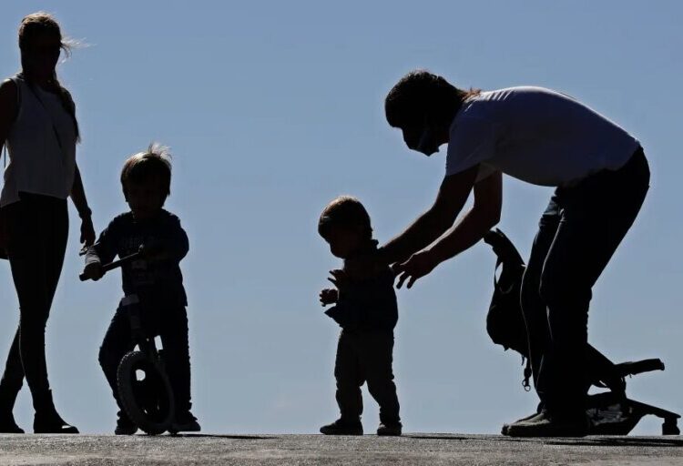 ‘Are we rich?’ The question billionaire and millionaire parents dread, and what happens when they dodge it