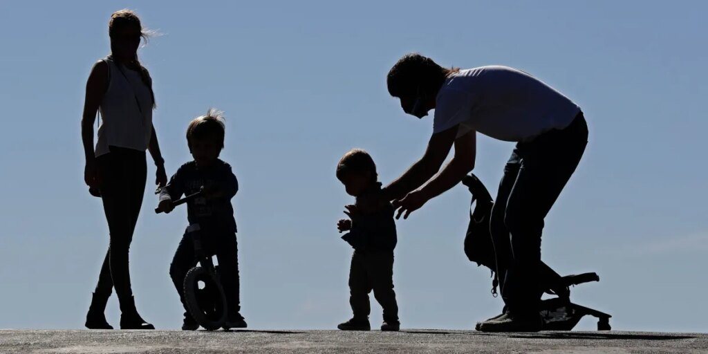 ‘Are we rich?’ The question billionaire and millionaire parents dread, and what happens when they dodge it
