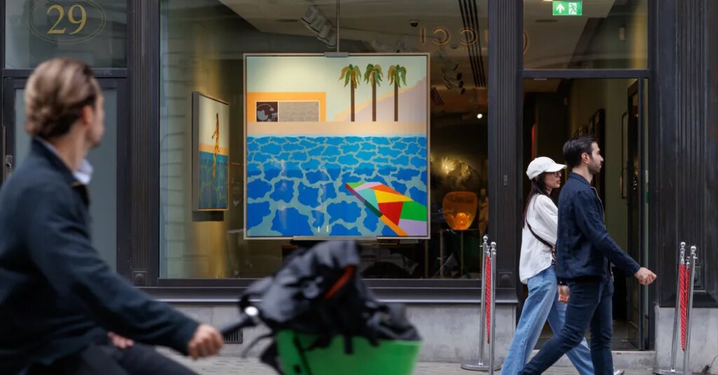 London’s Art Scene Manages the Ebb and Flow of an Uncertain Business