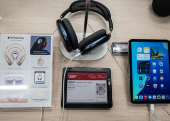 How to save money buying Apple products
