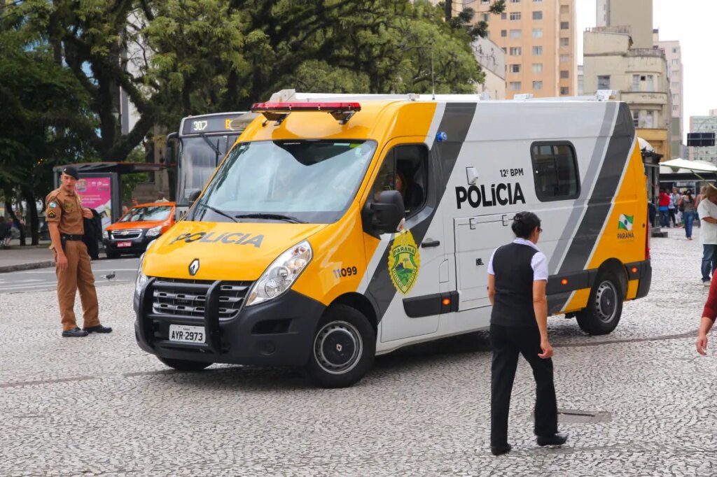Man killed by police after holding 13 kids hostage at knifepoint in Brazilian school