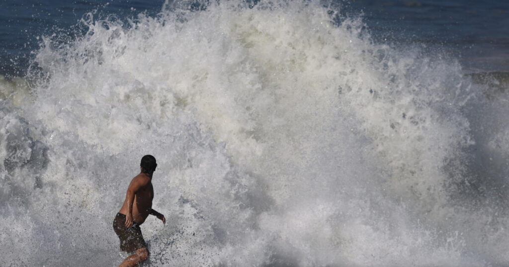 Tropical Storm Rachel is behaving in unusual ways. What that means for SoCal this weekend