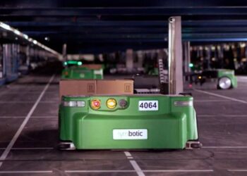 Walmart Running Into Trouble as Its Super-Expensive Robots Can’t Handle the Realities of Warehouse Work