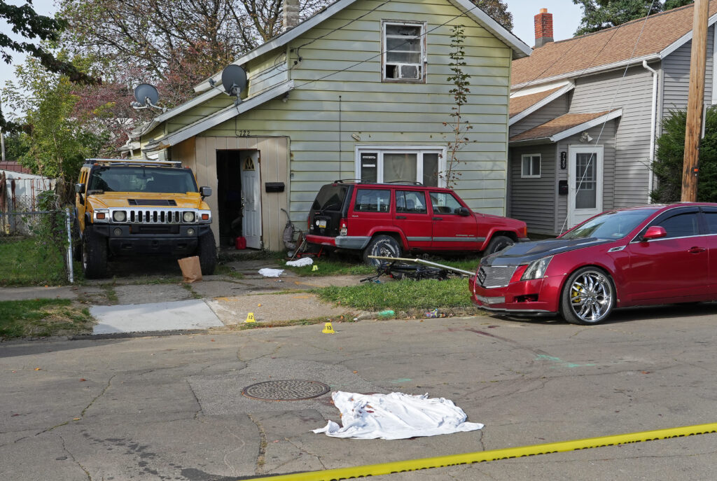 8 dead in mass killing in Erie, Pennsylvania, authorities say