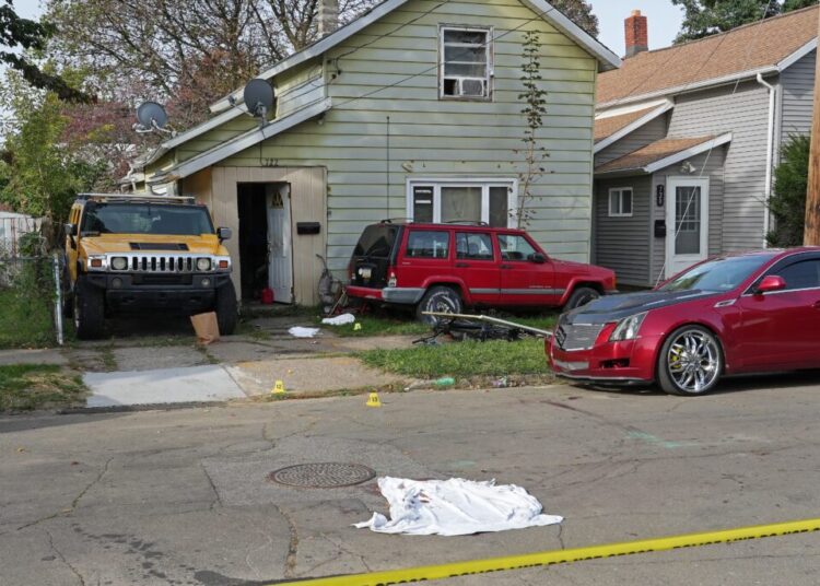 8 killed, including 2 young children, in Erie, Pa. shooting, authorities say