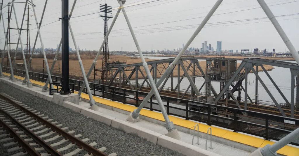 NJ Transit Riders Brace for 5 Weeks of Portal Bridge Disruptions