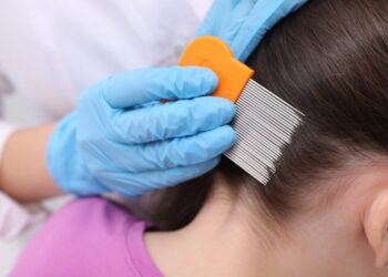 I’m a primary care doctor and a parent. Here’s how I handle lice.