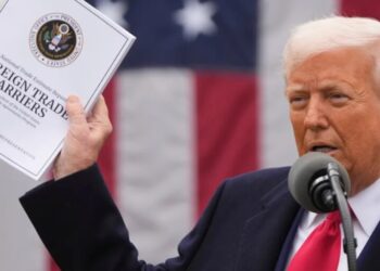 Trump’s tariffs forced U.S. factories to close down or lay off workers, and longtime GOP voters are revolting—’It was like taking a knife to the back’