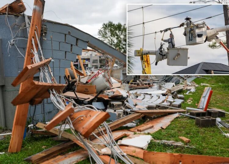Nearly 396K Florida and Alabama residents lose power as Hurricane Isaias heads north