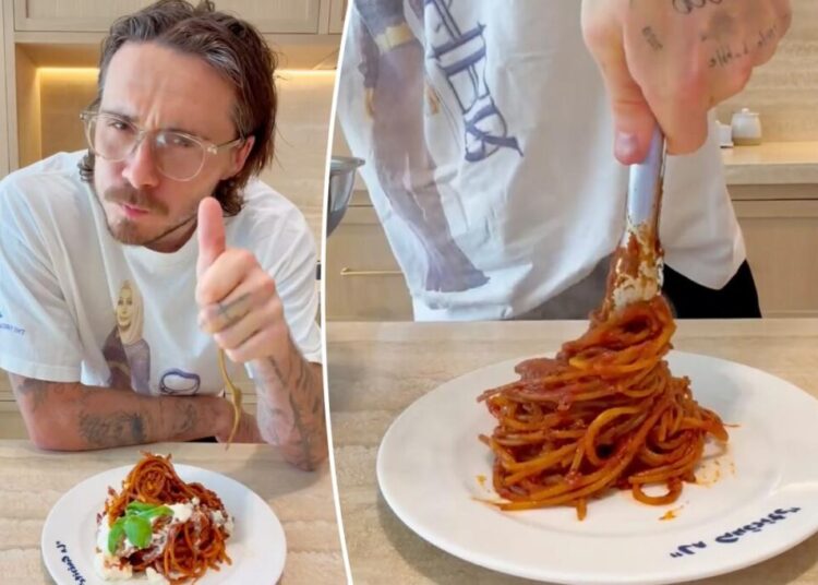 Aspiring chef Brooklyn Beckham brutally trolled for cooking ‘burnt’ spaghetti: ‘That looks dreadful’