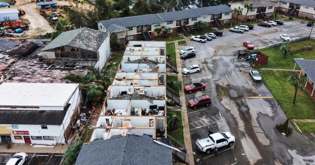 Some in Florida and Alabama without power as Isaias brings rain to Appalachians and mid-Atlantic