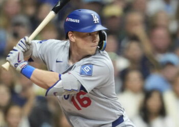 Will Smith is in a slump, but benching him isn’t an option for Dodgers