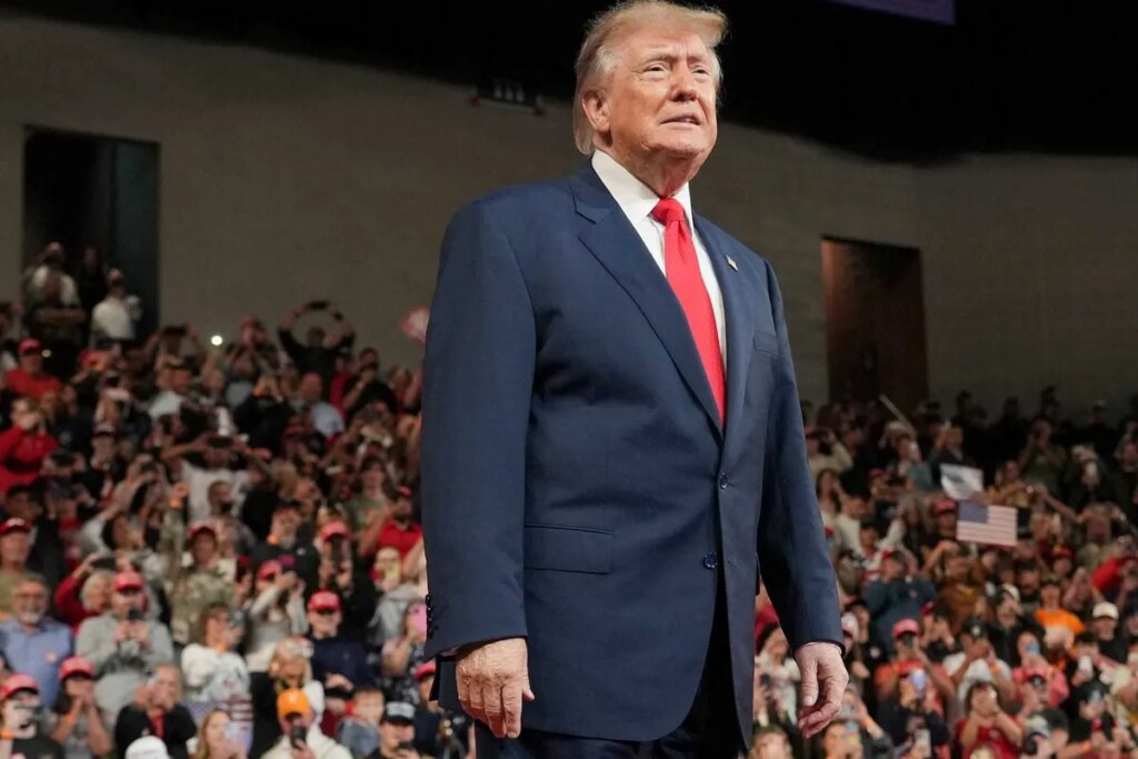Trump’s star dims as former insider admits ‘haphazard’ MAGA rallies are losing their punch