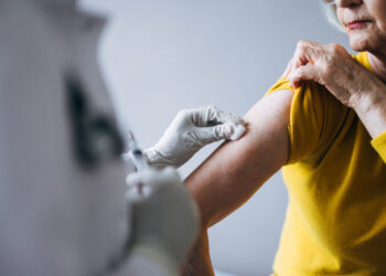 Here’s how much a flu vaccine may lower your dementia risk