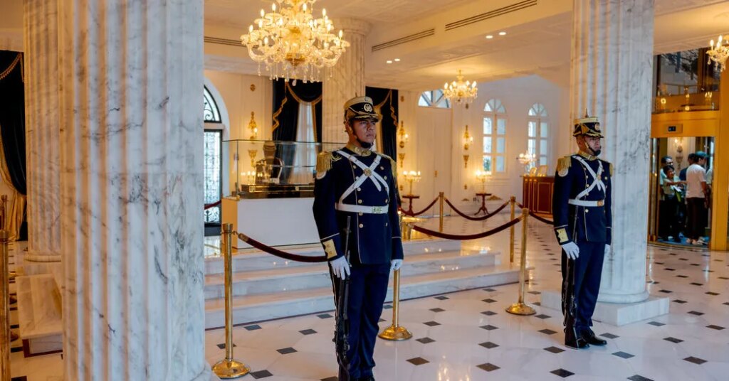 Trump Ally Takes Up a Latin American Tradition: Unburying a Hero